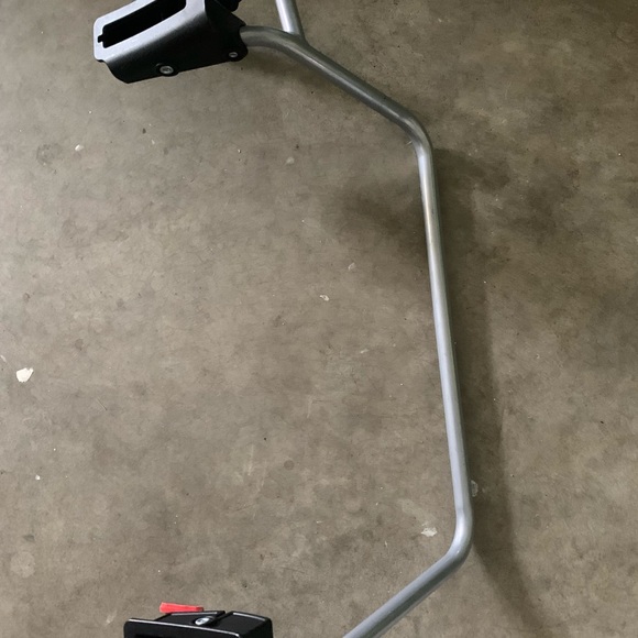 Bob stroller britax car seat adapter - Picture 2 of 2